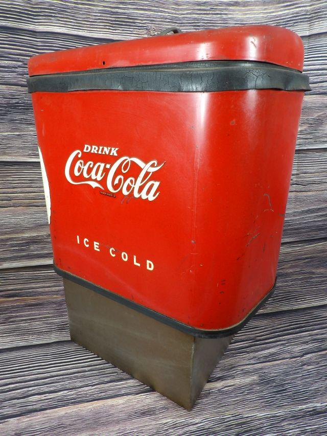 1961-62 Multiplex 44 Coca-Cola Dispenser