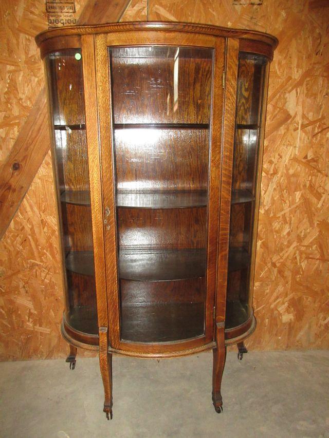 Oak Curb Glass China Cabinet