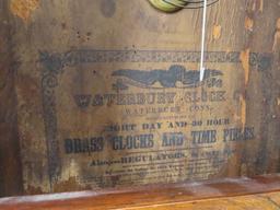Large Early Oak Mantle Clock - Waterbury