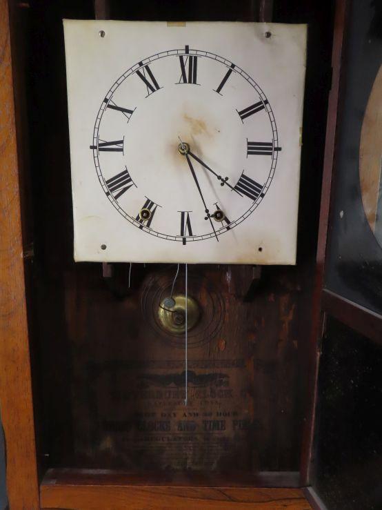 Large Early Oak Mantle Clock - Waterbury