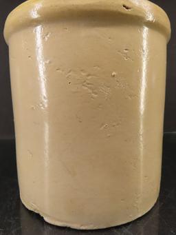 Monmouth Pottery Co. 2 gal Crock