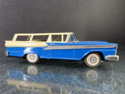 1959 Ford Station Wagon Friction Car with Box