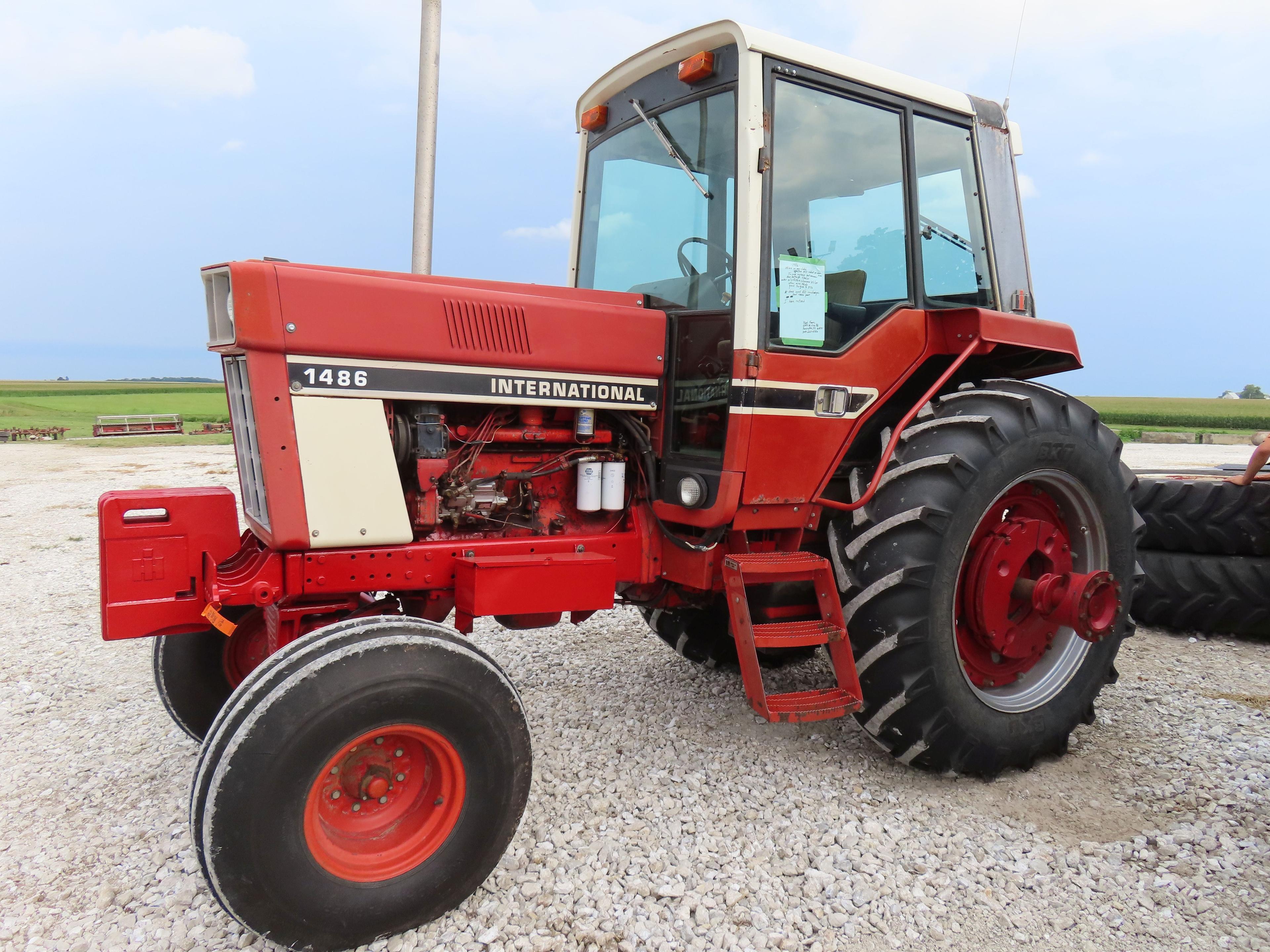 International 1486 Tractor