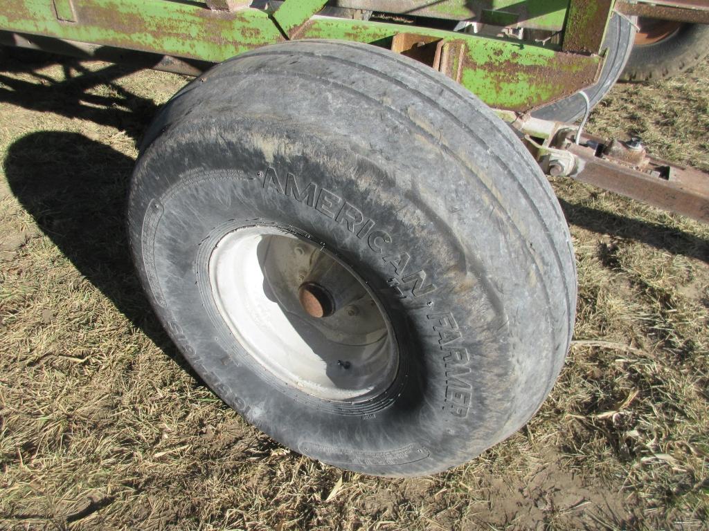 375 bu Parker Gravity Wagon
