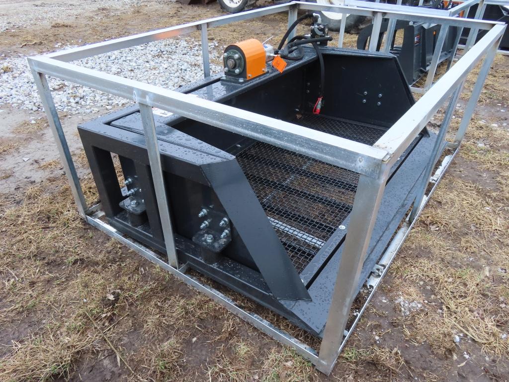 Wolverine Quick Attach Screening Bucket