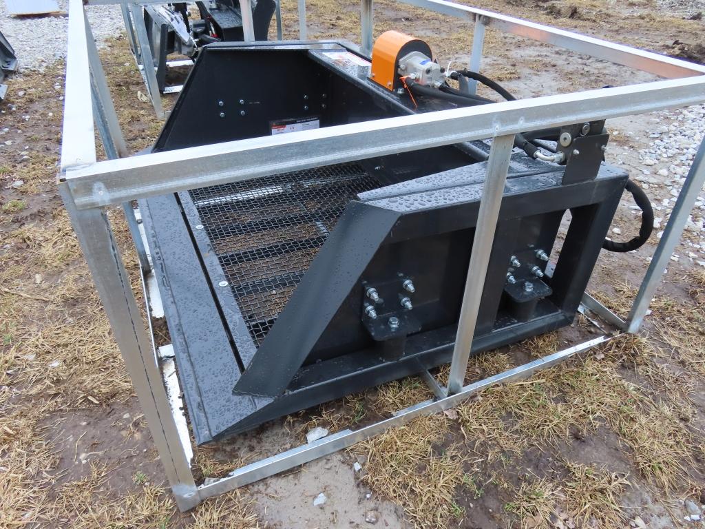 Wolverine Quick Attach Screening Bucket