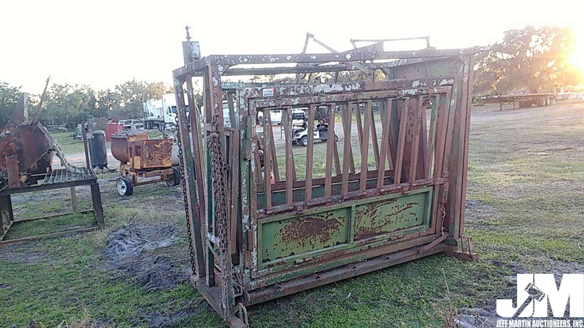 CATTLE CHUTE