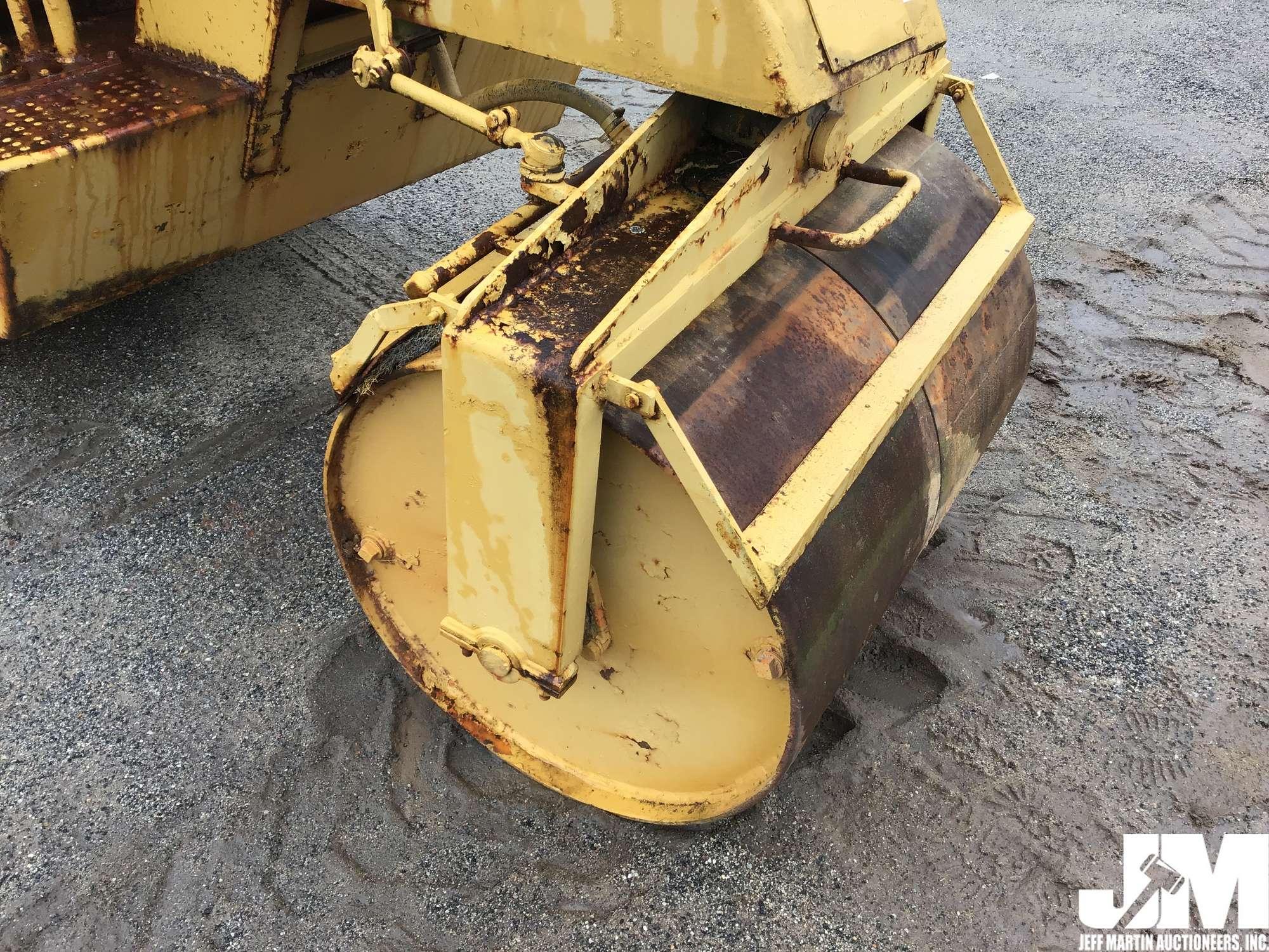 ROLLER INDUSTRIES A302-K14 COMPACTION EQUIPMENT SN: 00558577