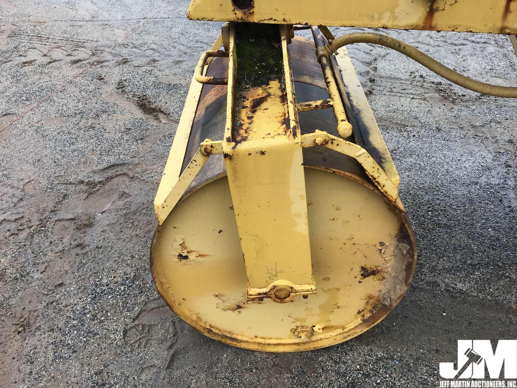 ROLLER INDUSTRIES A302-K14 COMPACTION EQUIPMENT SN: 00558577