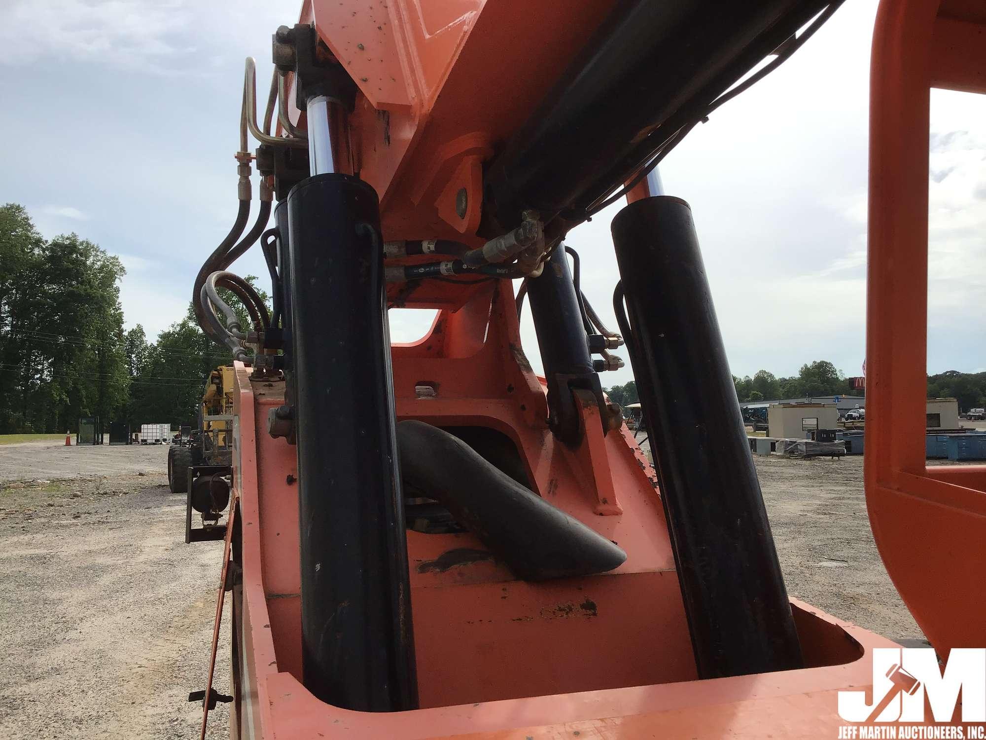 2013 JLG SKYTRAK 6036 TELESCOPIC FORKLIFT SN: 0160050877