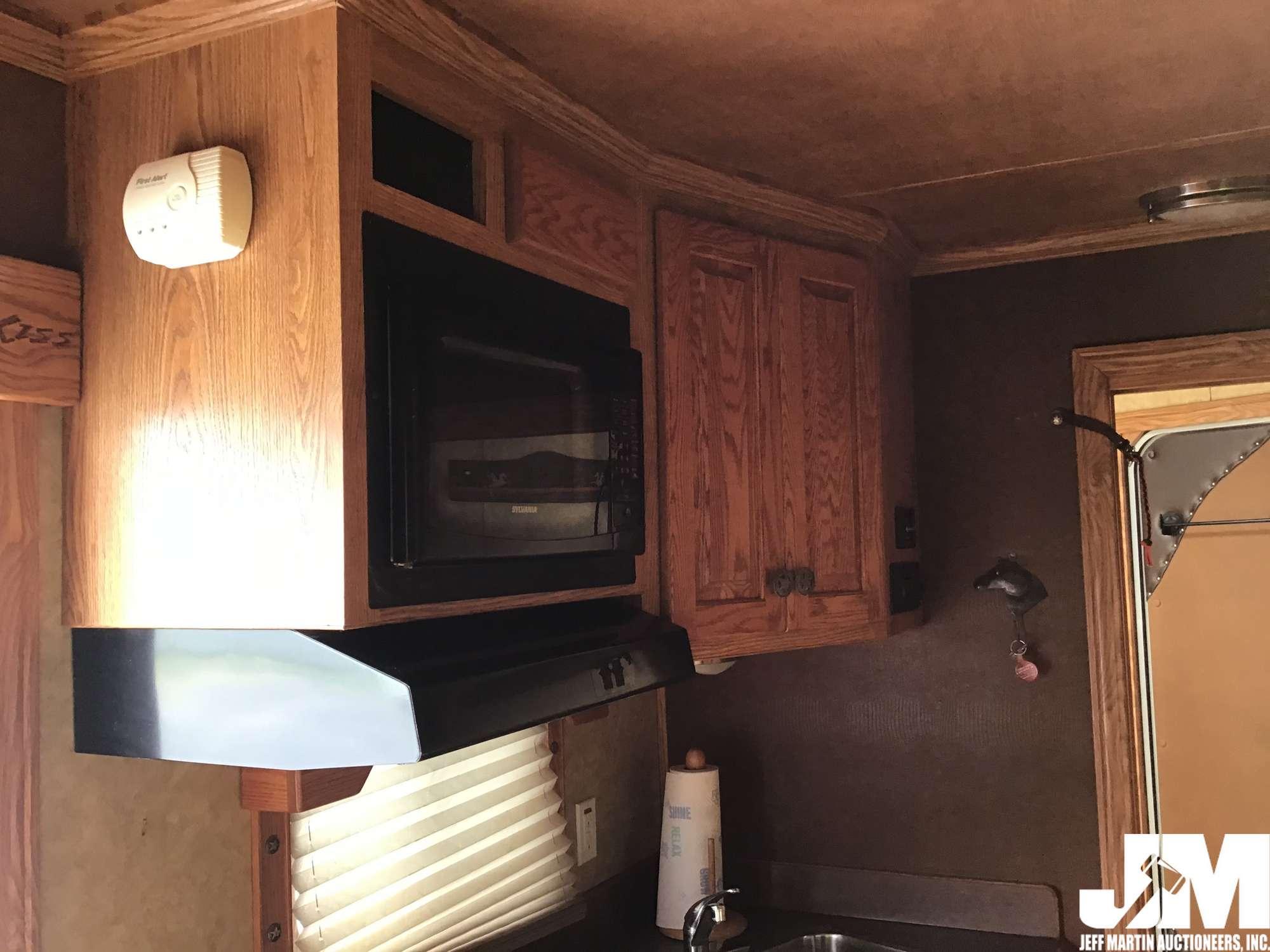 2007 EXISS XT412 VIN: 4LAAH312175039896 HORSE TRAILER