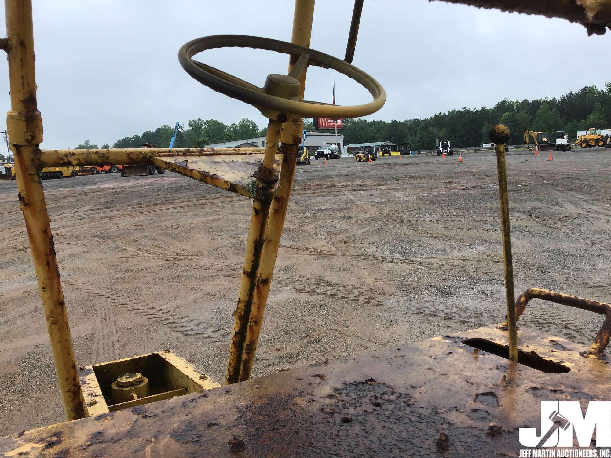 ROLLER INDUSTRIES A302-K14 COMPACTION EQUIPMENT SN: 00558577