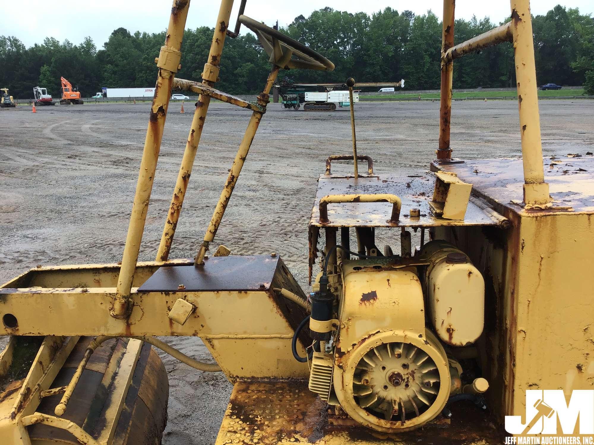 ROLLER INDUSTRIES A302-K14 COMPACTION EQUIPMENT SN: 00558577