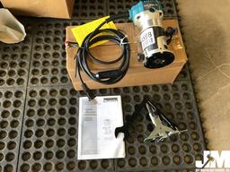 (UNUSED) MAKITA RT0701C 1/4 HP ELECTRIC ROUTER/TRIMMER