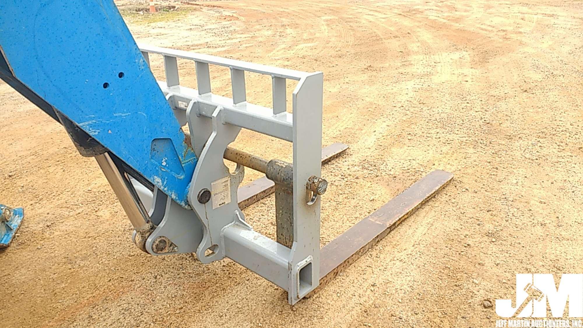2012 GENIE GTH1056 TELESCOPIC FORKLIFT SN: GTH101215812