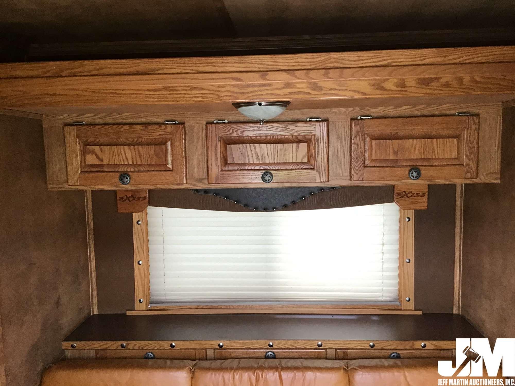 2007 EXISS XT412 VIN: 4LAAH312175039896 HORSE TRAILER