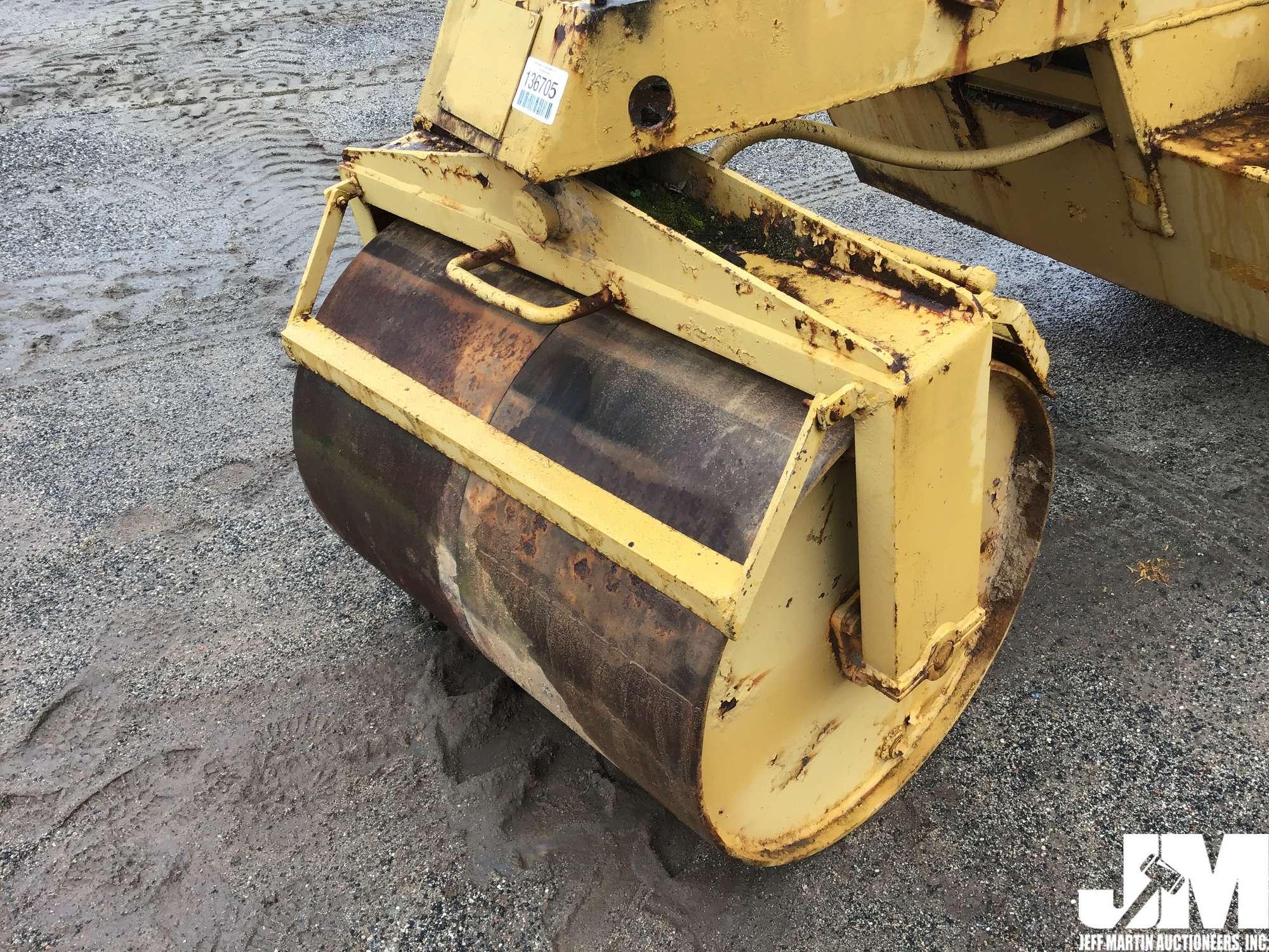 ROLLER INDUSTRIES A302-K14 COMPACTION EQUIPMENT SN: 00558577