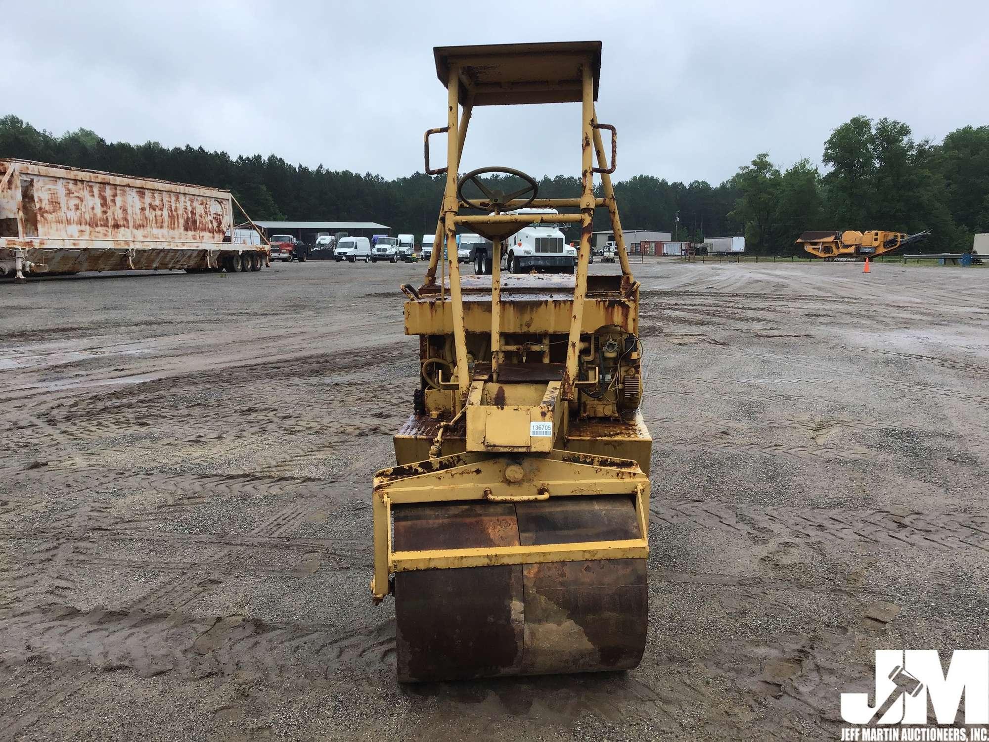 ROLLER INDUSTRIES A302-K14 COMPACTION EQUIPMENT SN: 00558577