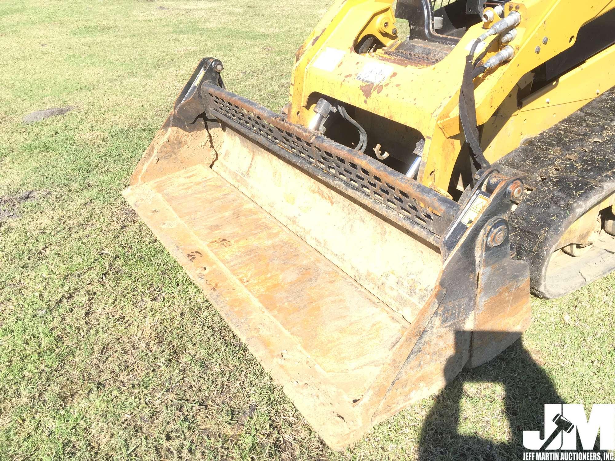 2015 CATERPILLAR 299D MULTI TERRAIN LOADER SN: CAT0299DVGTC02258