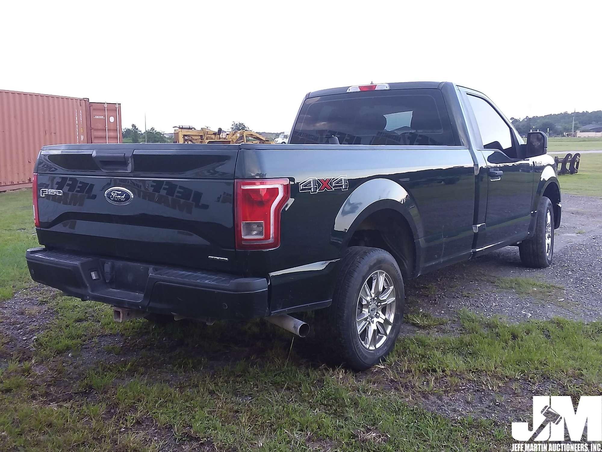 2015 FORD F-150XL  REGULAR CAB 4X4 PICKUP VIN: 1FTMF1EF3FKE53643