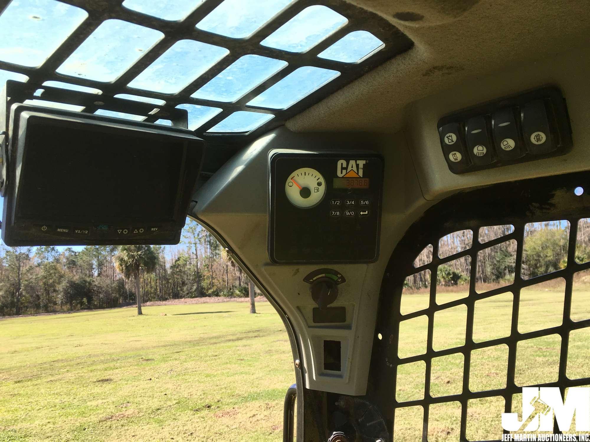2015 CATERPILLAR 299D MULTI TERRAIN LOADER SN: CAT0299DVGTC02258