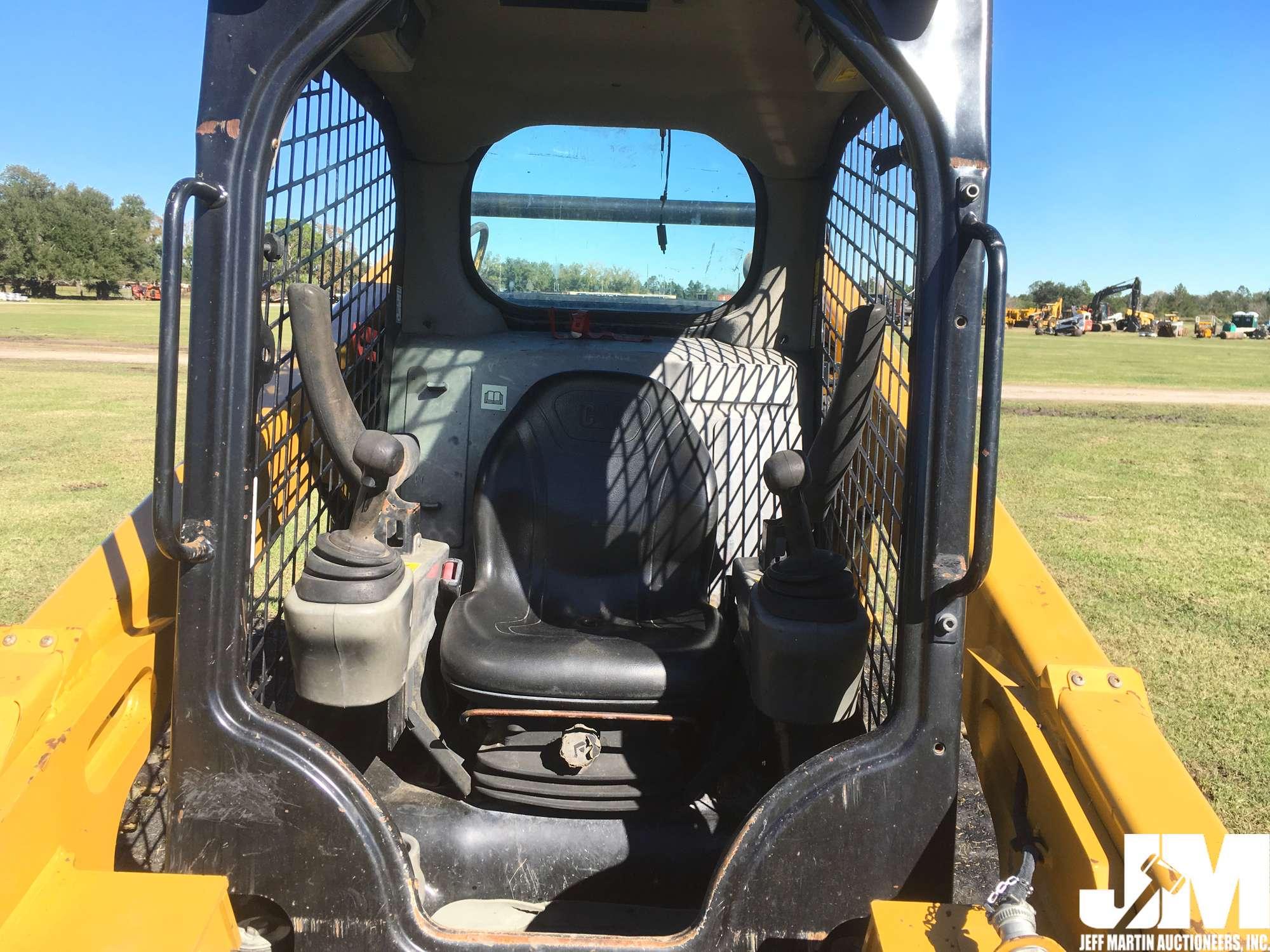 2015 CATERPILLAR 299D MULTI TERRAIN LOADER SN: CAT0299DVGTC02258