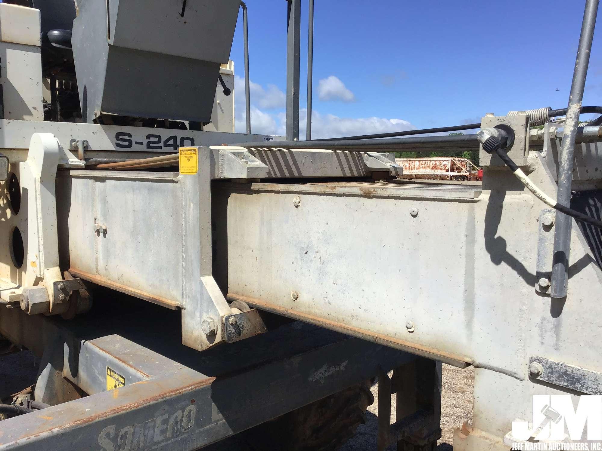 1999 SOMERO S-240 SN: 129916184 LASER SCREED