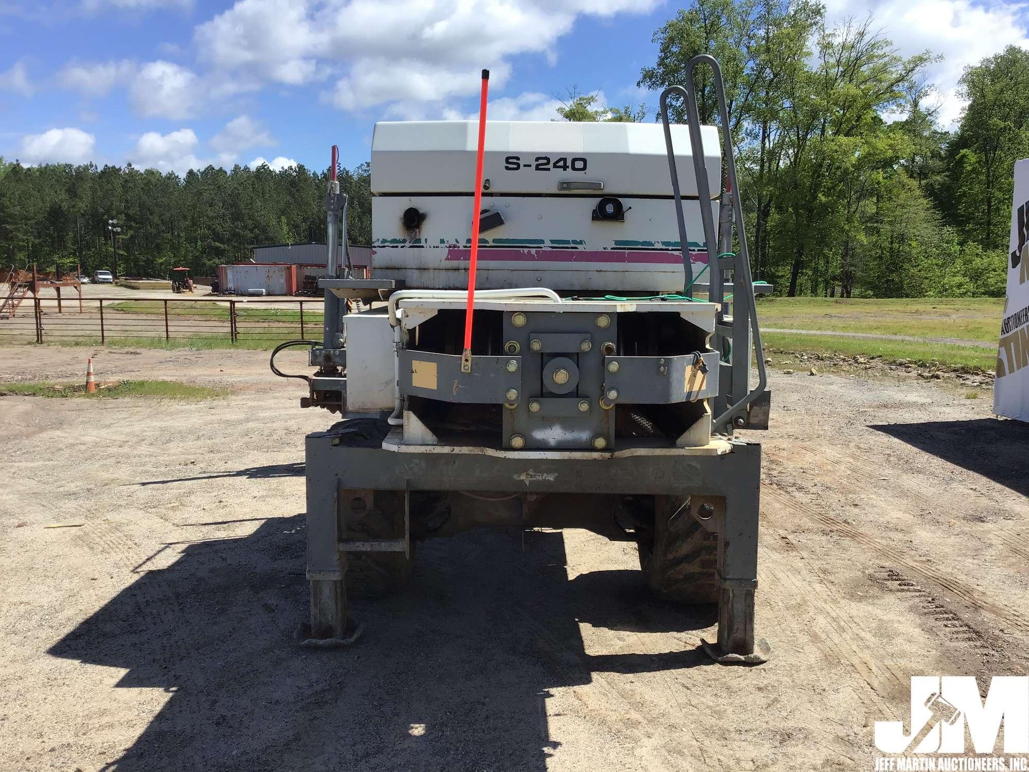 1999 SOMERO S-240 SN: 129916184 LASER SCREED