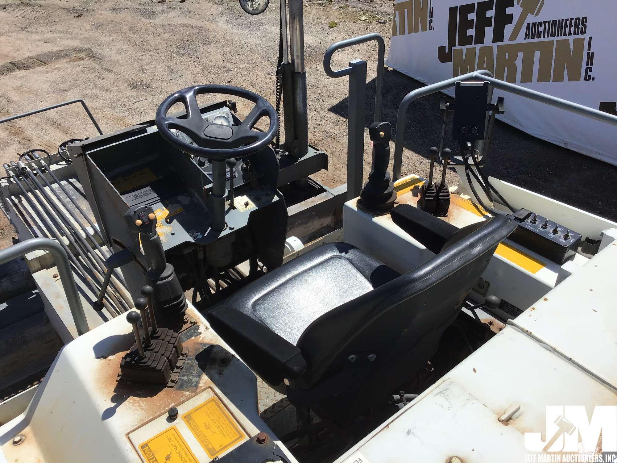 1999 SOMERO S-240 SN: 129916184 LASER SCREED