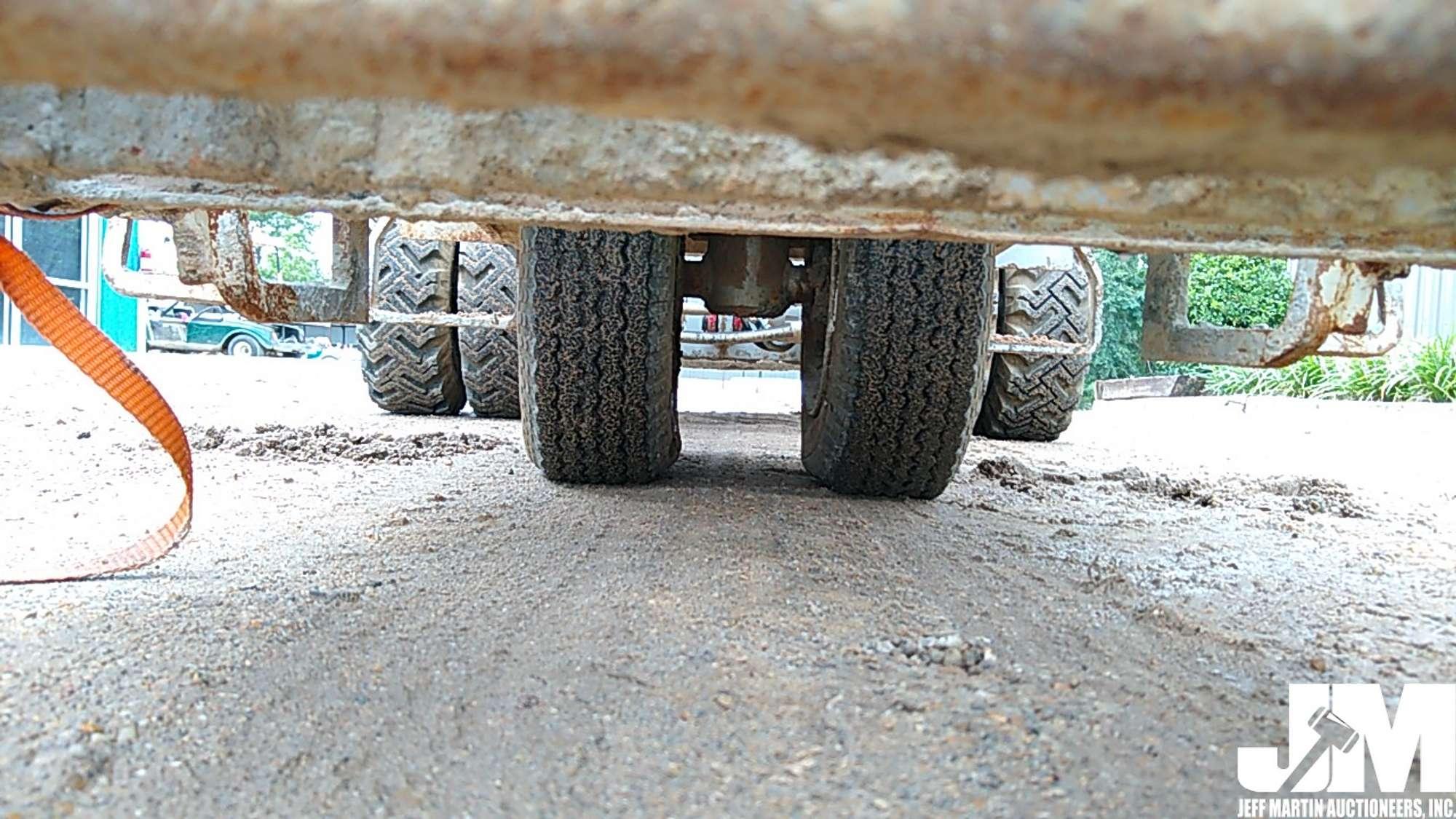STONE SB1600 MUD BUGGY SN: 102010351 RIDE ON CONCRETE BUGGY