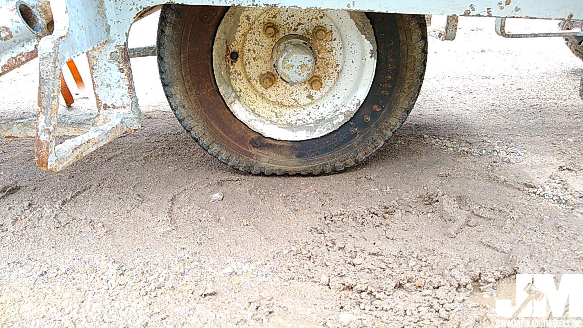 STONE SB1600 MUD BUGGY SN: 102010351 RIDE ON CONCRETE BUGGY
