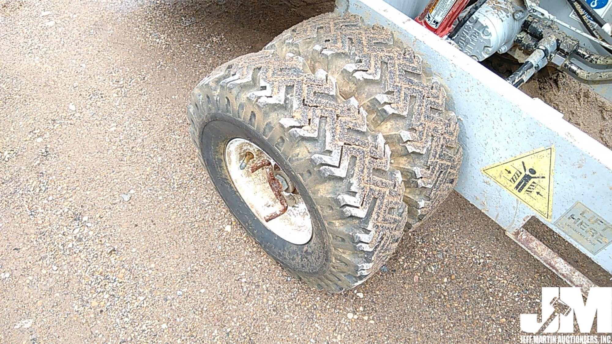 STONE SB1600 MUD BUGGY SN: 102010351 RIDE ON CONCRETE BUGGY