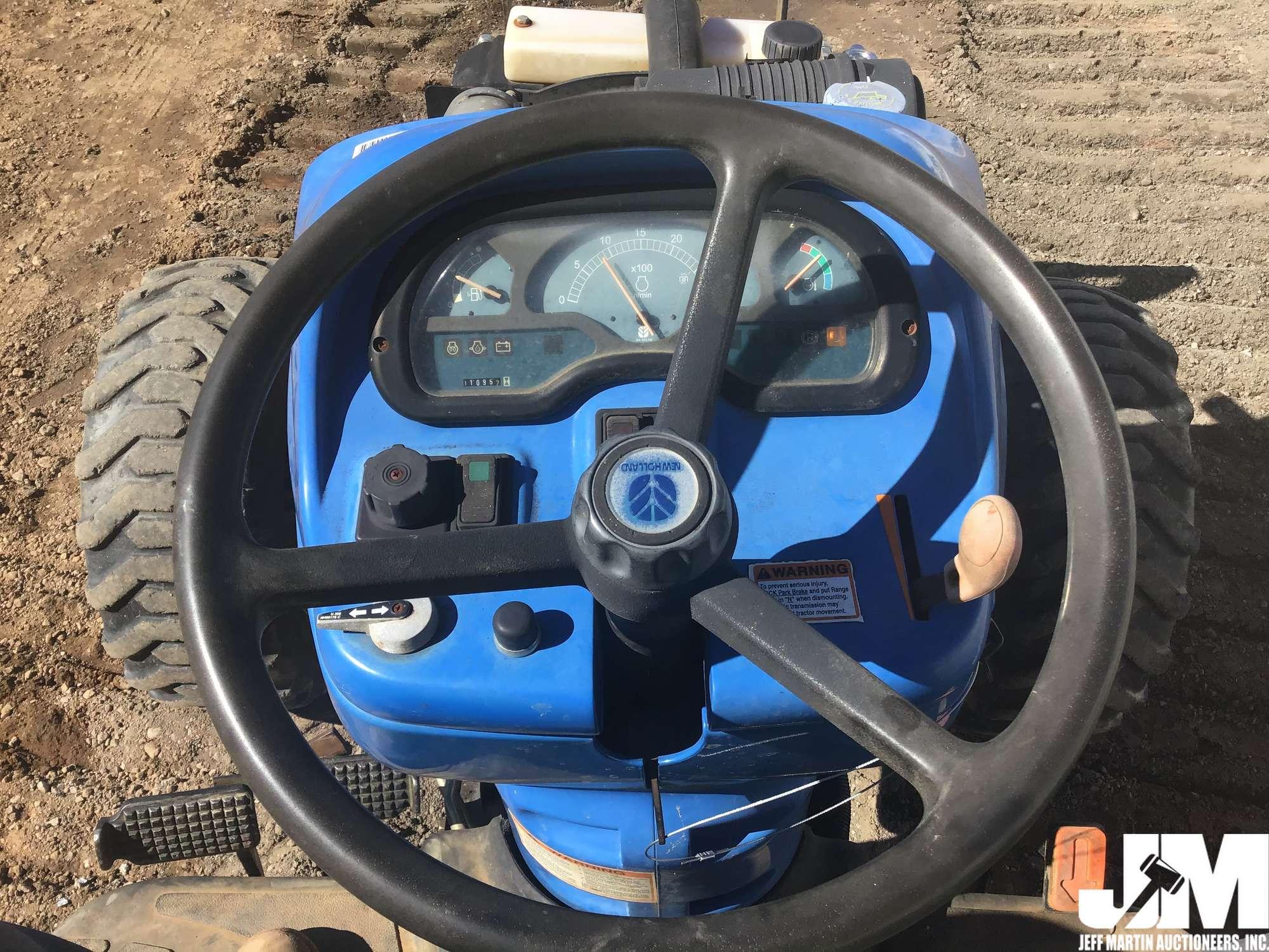 NEW HOLLAND TC35P TRACTOR SN: G600277