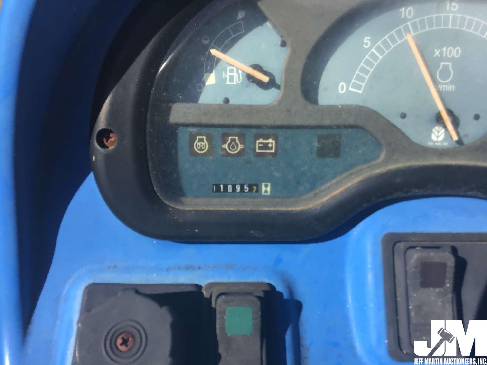 NEW HOLLAND TC35P TRACTOR SN: G600277