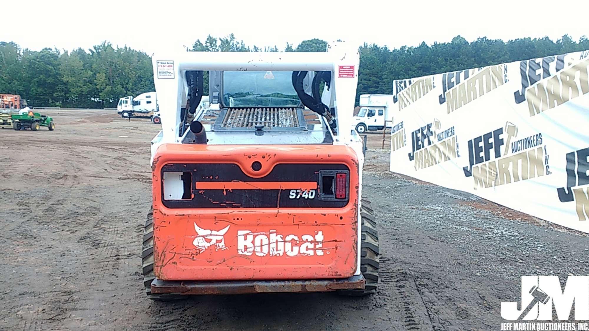2018 BOBCAT S740 SKID STEER SN: B3BT14200