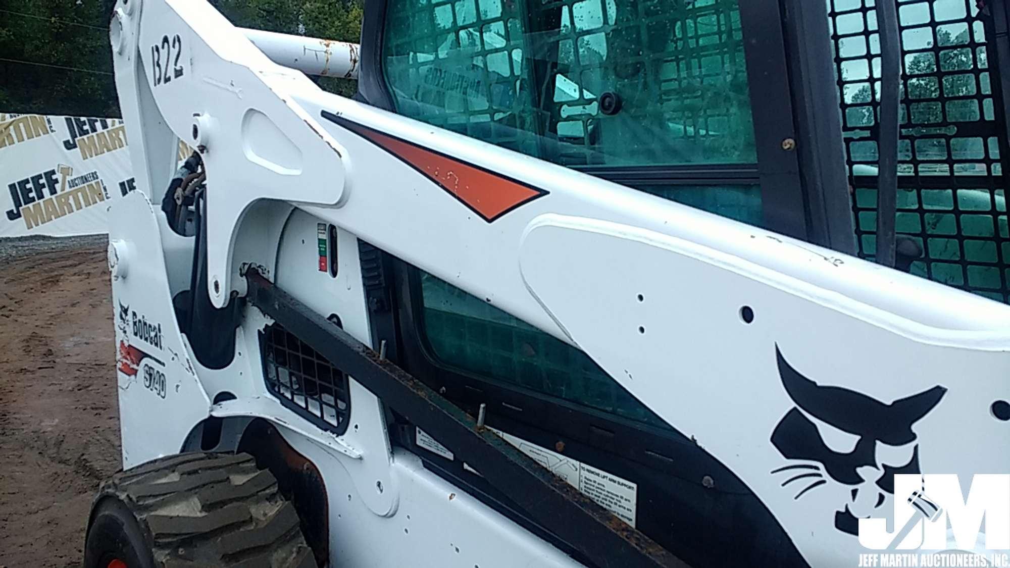 2018 BOBCAT S740 SKID STEER SN: B3BT14200