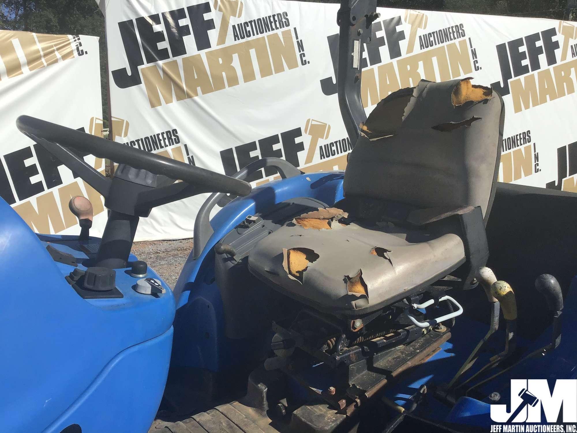 NEW HOLLAND TC35P TRACTOR SN: G600277