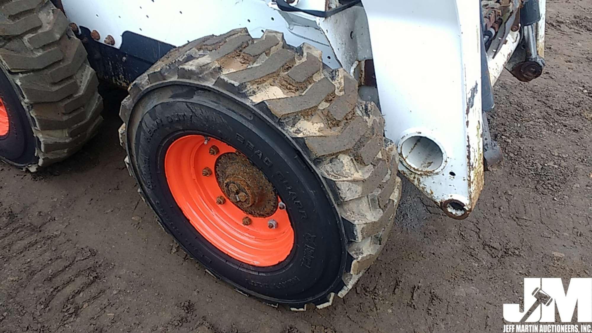2018 BOBCAT S740 SKID STEER SN: B3BT14200