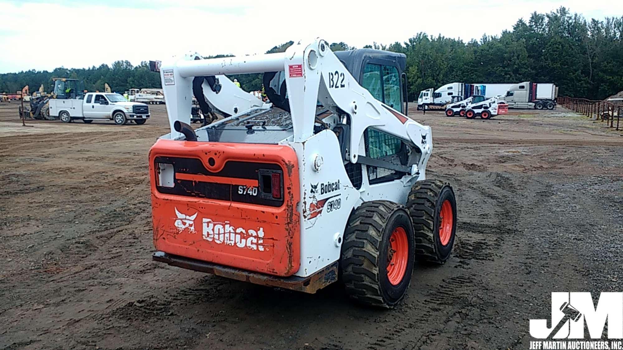 2018 BOBCAT S740 SKID STEER SN: B3BT14200