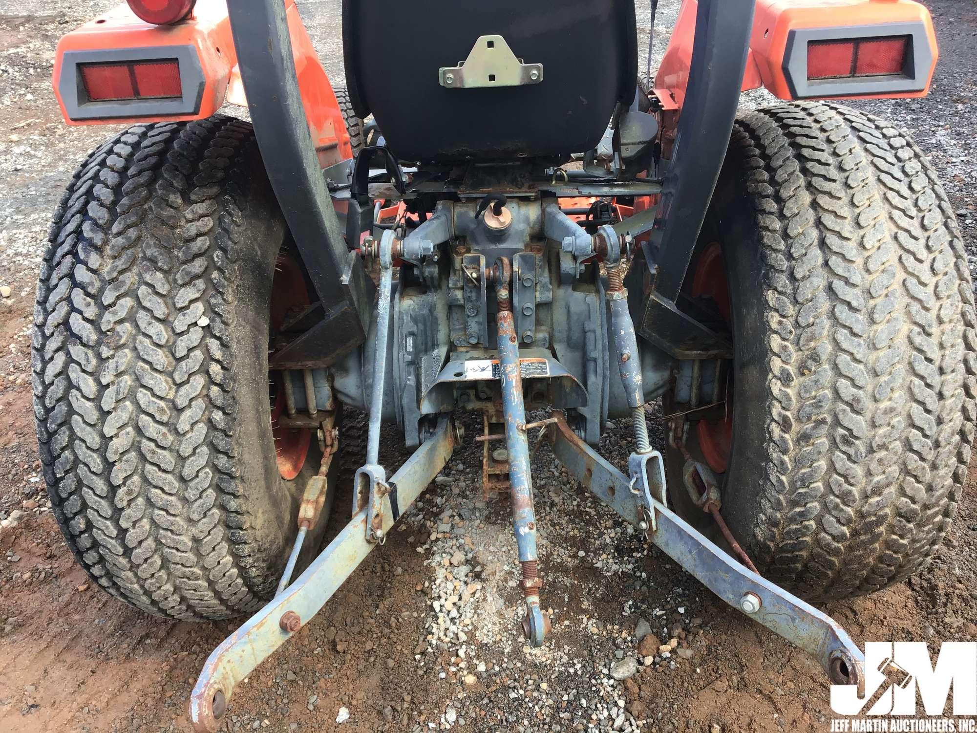 KUBOTA L2500 4X4 TRACTOR SN: 51410