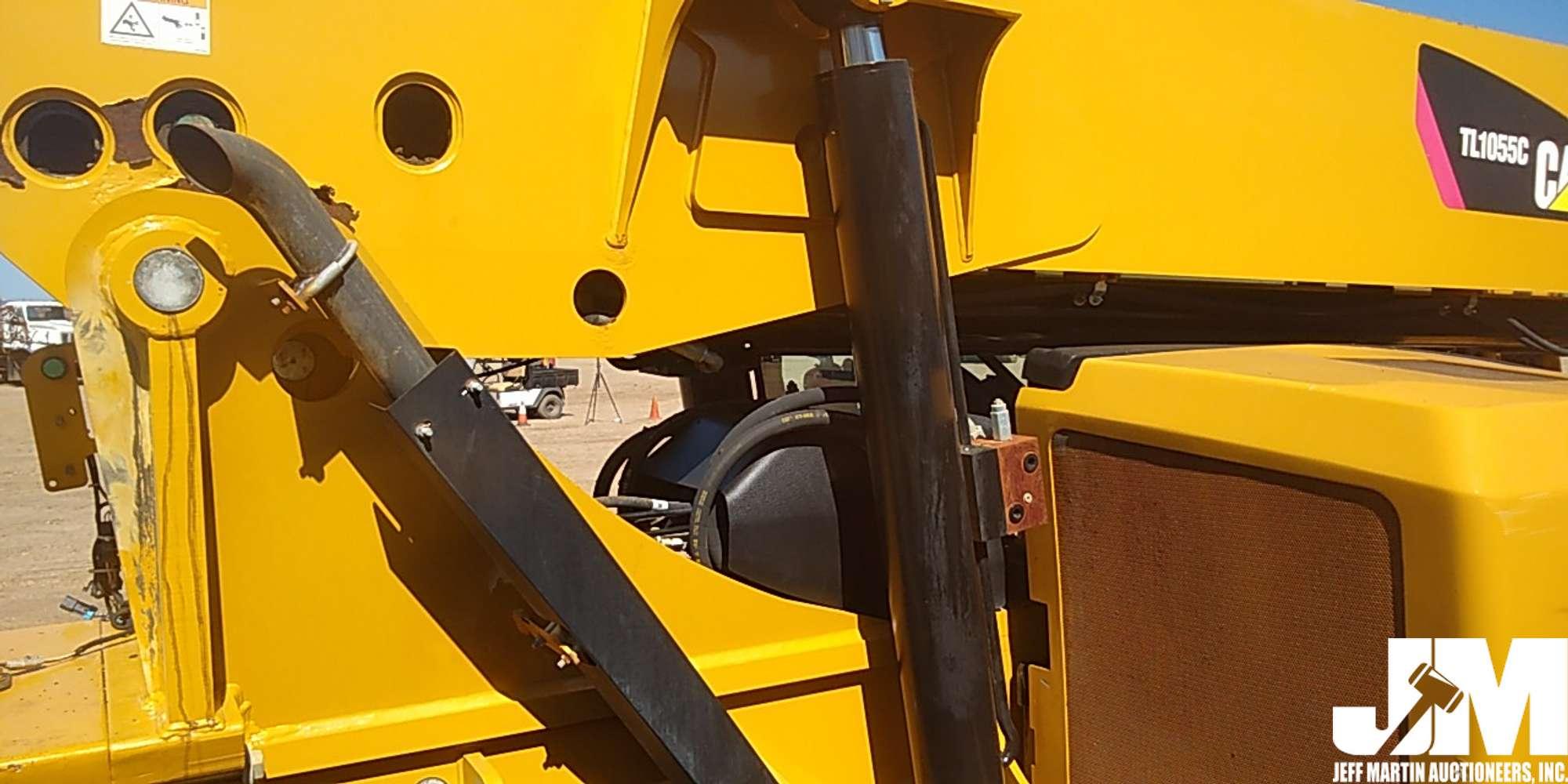 2015 CATERPILLAR TL1055C TELESCOPIC FORKLIFT SN: KDE01514