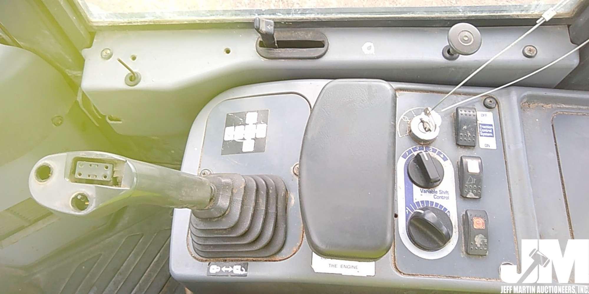 2006 KOMATSU WA200-5 WHEEL LOADER SN: KMTWA052J01068360