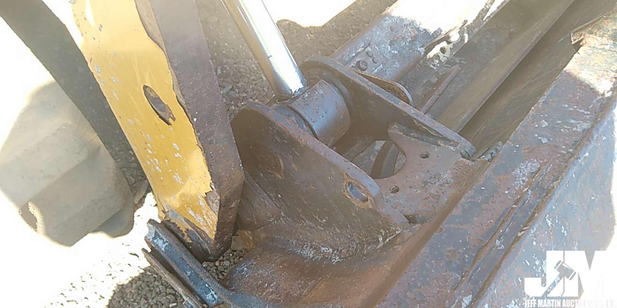 2014 CATERPILLAR 299D MULTI TERRAIN LOADER SN: CAT0299DCGTC01366