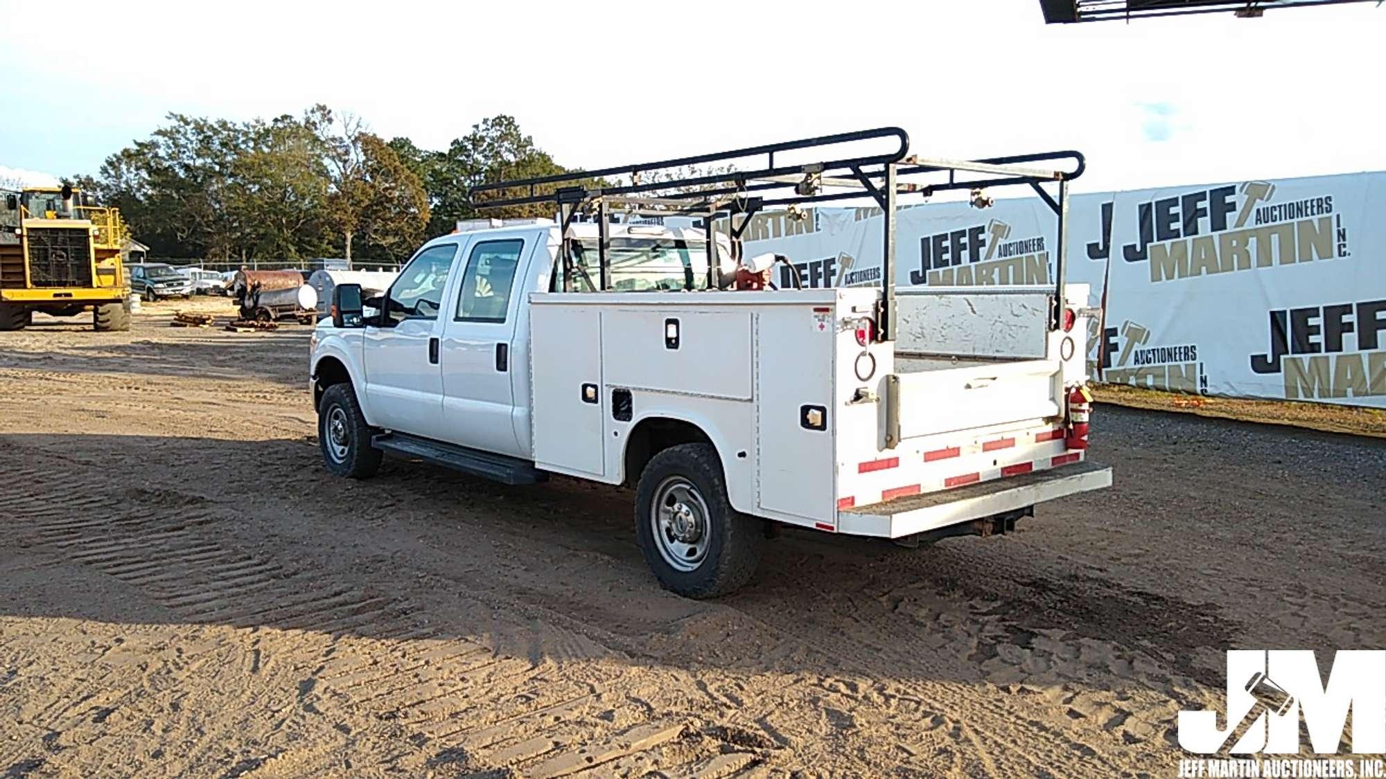 2014 FORD F-350 S/A UTILITY TRUCK VIN: 1FD8W3B60EEB87492