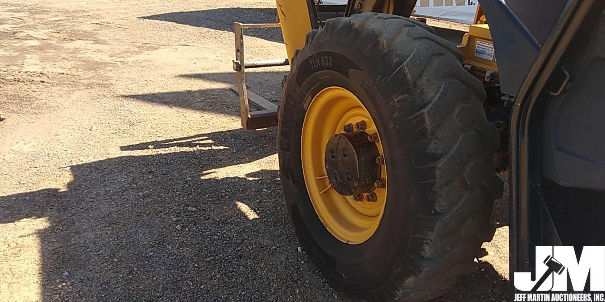 2015 CATERPILLAR TL1055C TELESCOPIC FORKLIFT SN: KDE01514