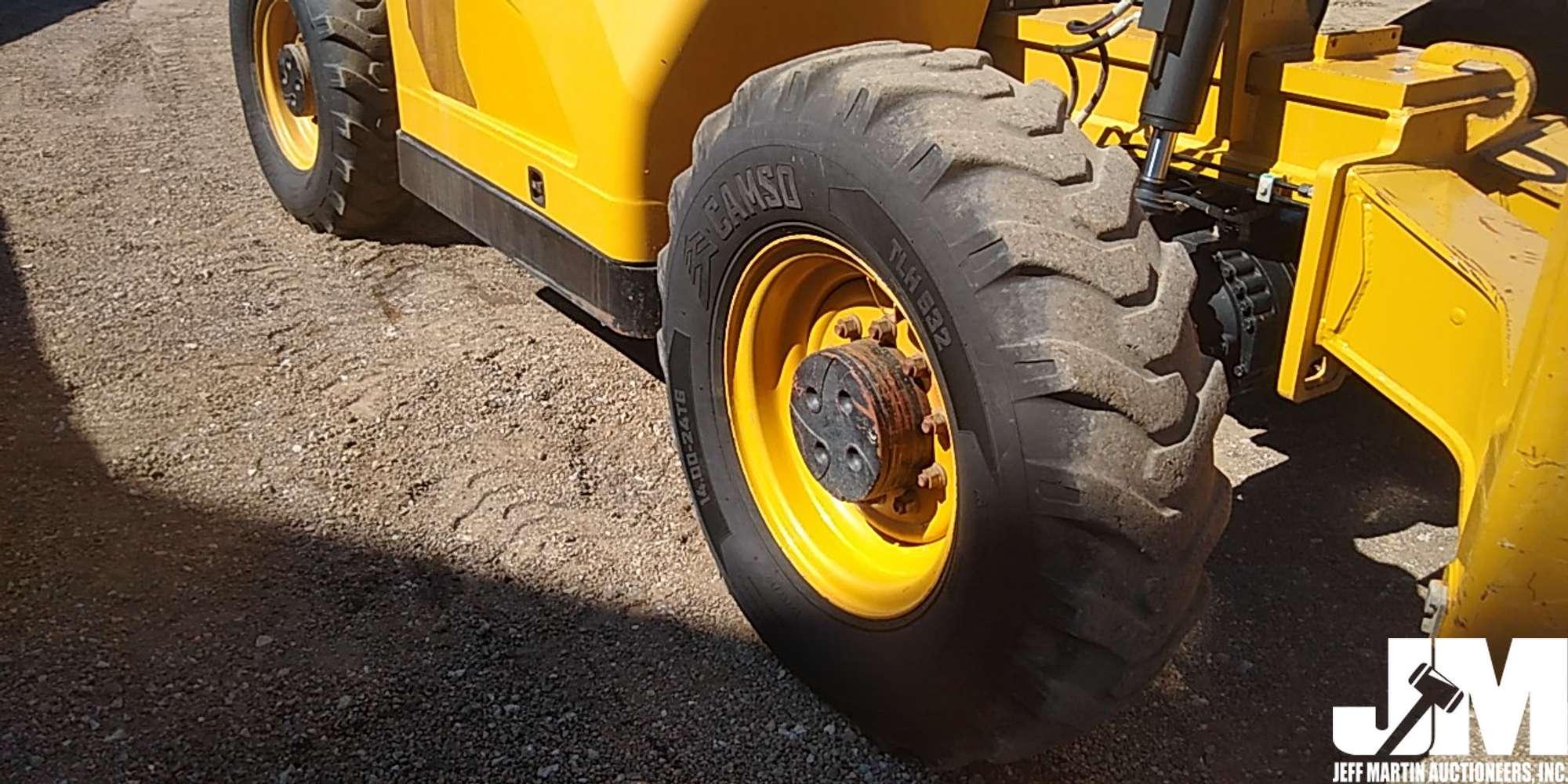 2015 CATERPILLAR TL1055C TELESCOPIC FORKLIFT SN: KDE01514