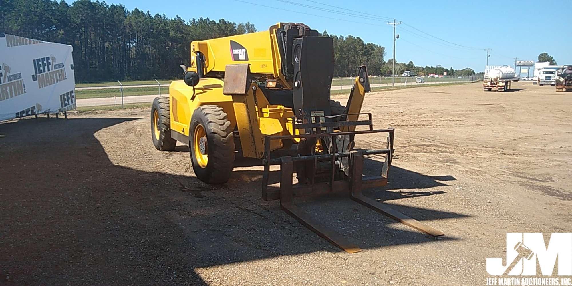 2015 CATERPILLAR TL1055C TELESCOPIC FORKLIFT SN: KDE01514