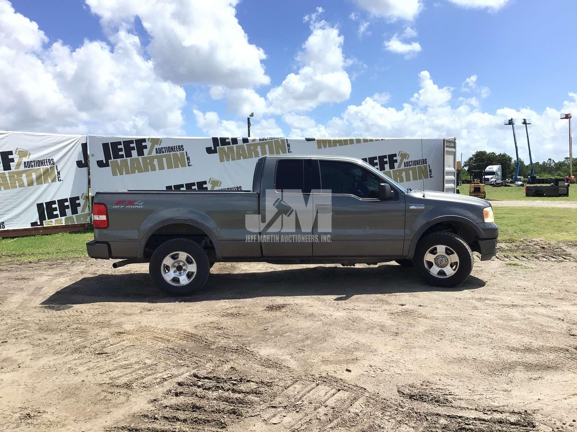 2005 FORD F-150 EXTENDED CAB 4X4 PICKUP VIN: 1FTPX14544NA54626