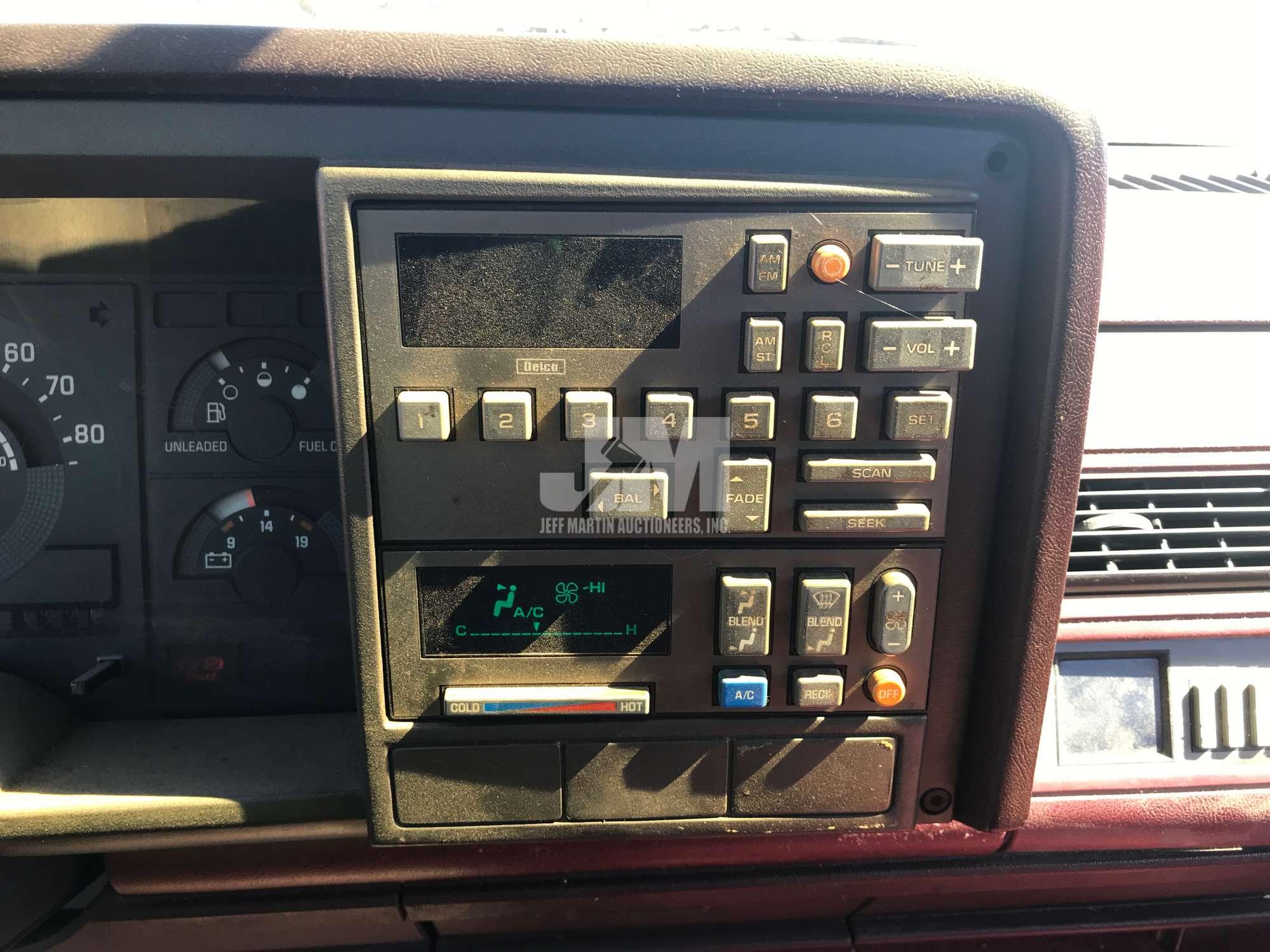 1991 CHEVROLET GMT-400 REGULAR CAB PICKUP VIN: 1GCDC14K5MZ101658