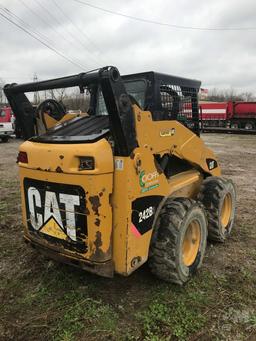 2010 CATERPILLAR 242B3 SKID STEER SN: SRS00406 CANOPY